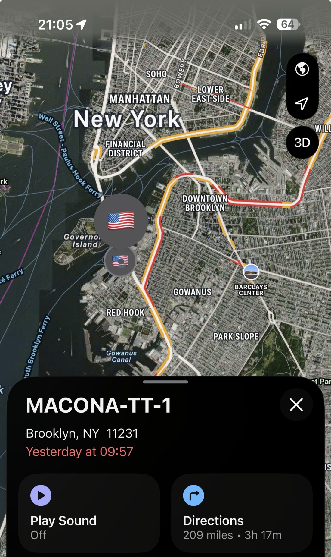 Find My map showing MACONA-TT-1 pinging in Brooklyn, New York near Red Hook